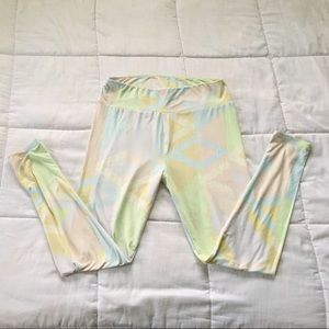 LULAROE Watercolor Buttery Soft Leggings - S/M